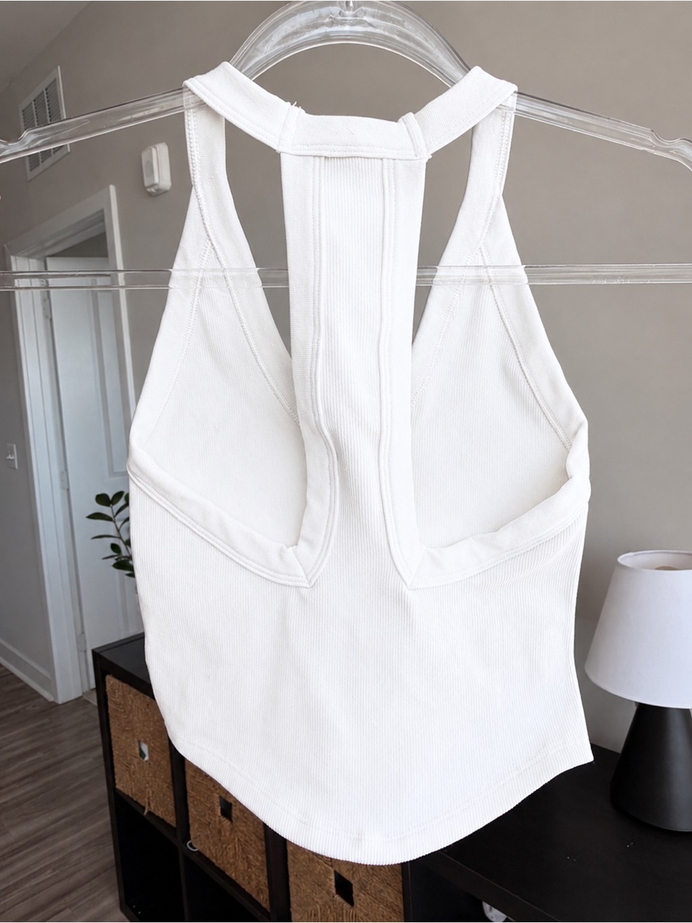 FP Movement All Clear Cami NWT Size XS/S Free People V-Neck Crop Tank Top White - Picture 8 of 10